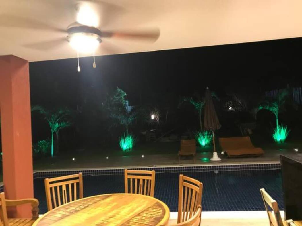Casa Temporada - 4 Suites - Condominio Luxo - Piscina Extraordinaria - Praia De Itacimirim-Ba Camaçari Kültér fotó